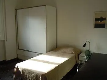 艾瑞丝弗洛伦蒂娜旅馆 3*